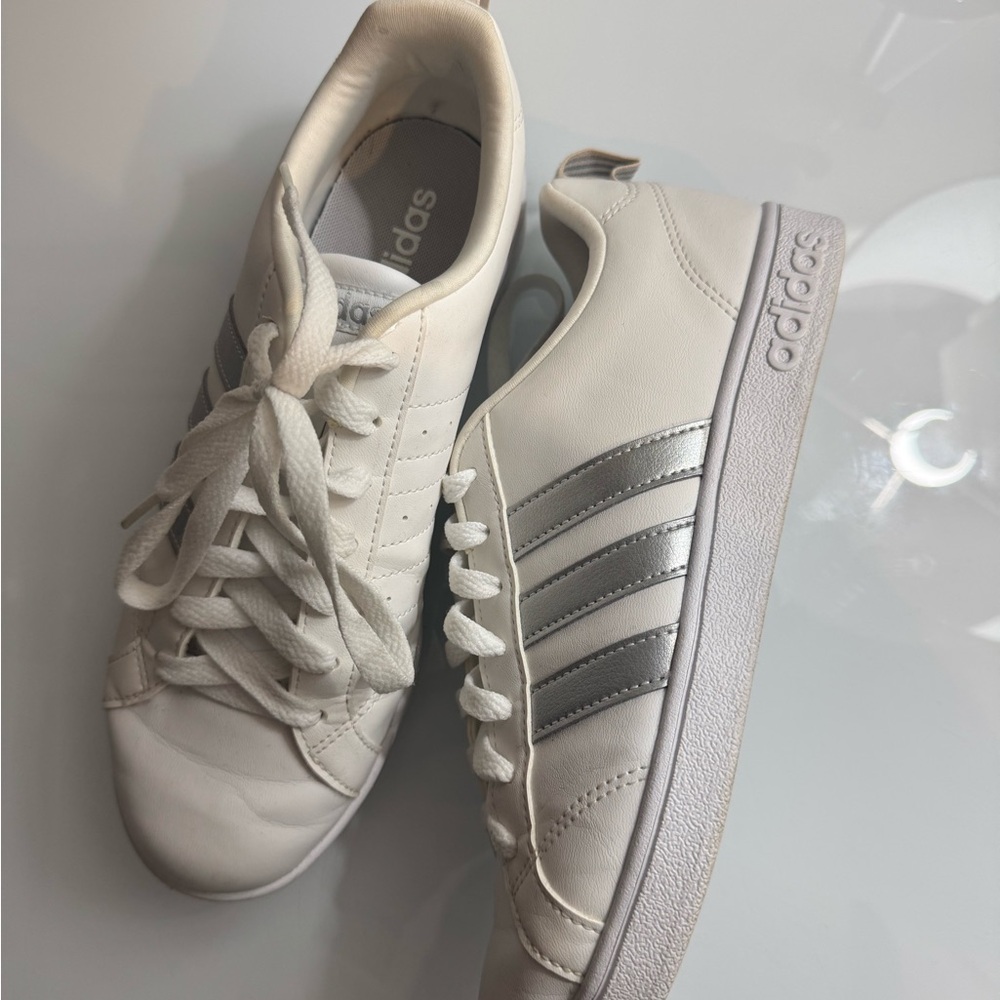 Adidas Classic White Sneakers with Metallic Stripes